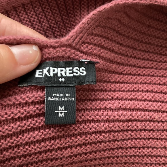 Express Sweater Tank - Picture 3 of 3